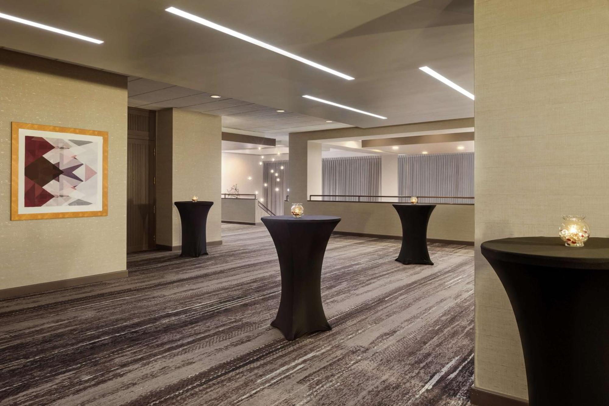 Готель Doubletree By Hilton St. Paul, Mn Сент-Пол Екстер'єр фото